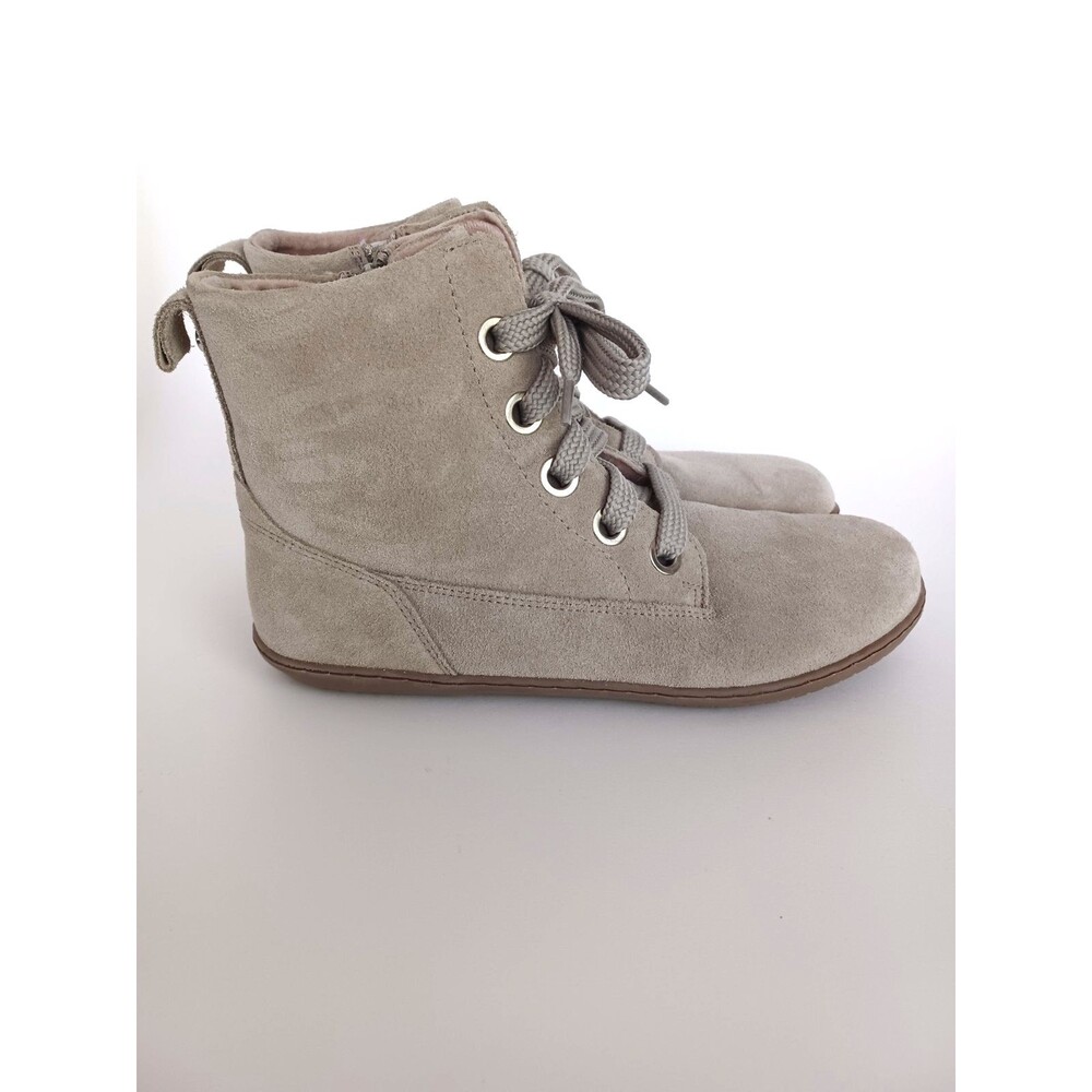 Groundies Boots Womens Size 8.5 Suede Barefoot Minimalist Chukka Boots